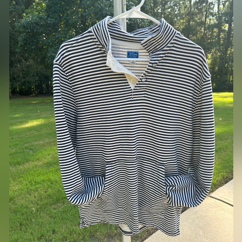 J. Crew Men's Lightweight French Terry Button Mock Neck pullover M